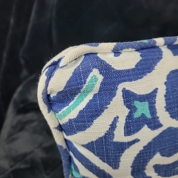 Pillow‎ Perfect Indoor Outdoor Lumbar Pillows x2 Blue Teal White 12x19 - Picture 9 of 10